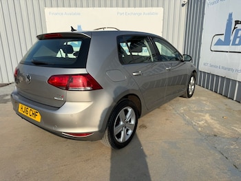 Used Volkswagen Golf 2016 for sale - 74917907: Photo