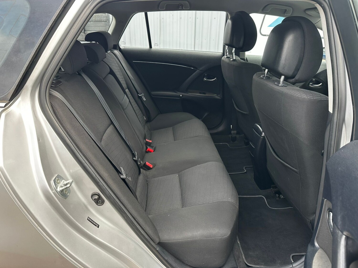 Used Toyota Avensis 2009 for sale - 76588289: Photo 21