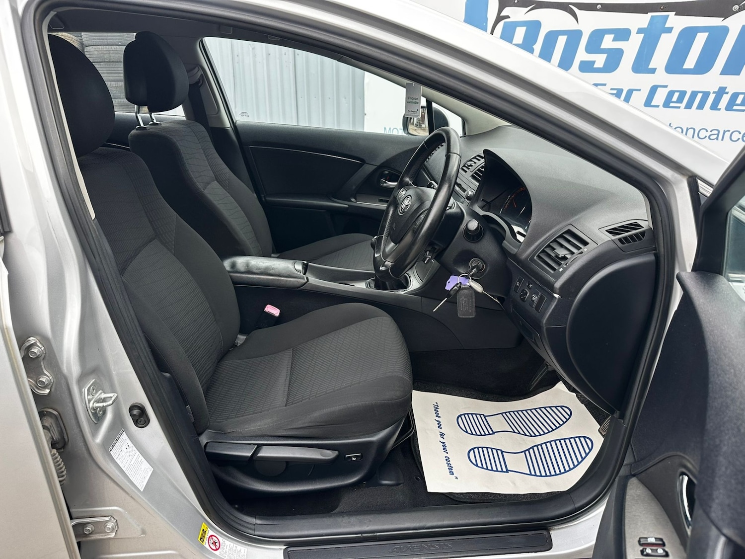 Used Toyota Avensis 2009 for sale - 76588289: Photo 8