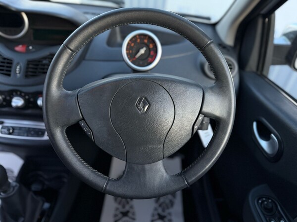 Used Renault Twingo 2012 for sale - 74191018: Photo 11