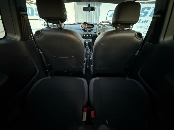Used Renault Twingo 2012 for sale - 74191018: Photo 18