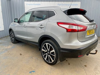 Used Nissan Qashqai 2015 for sale - 75315143: Photo