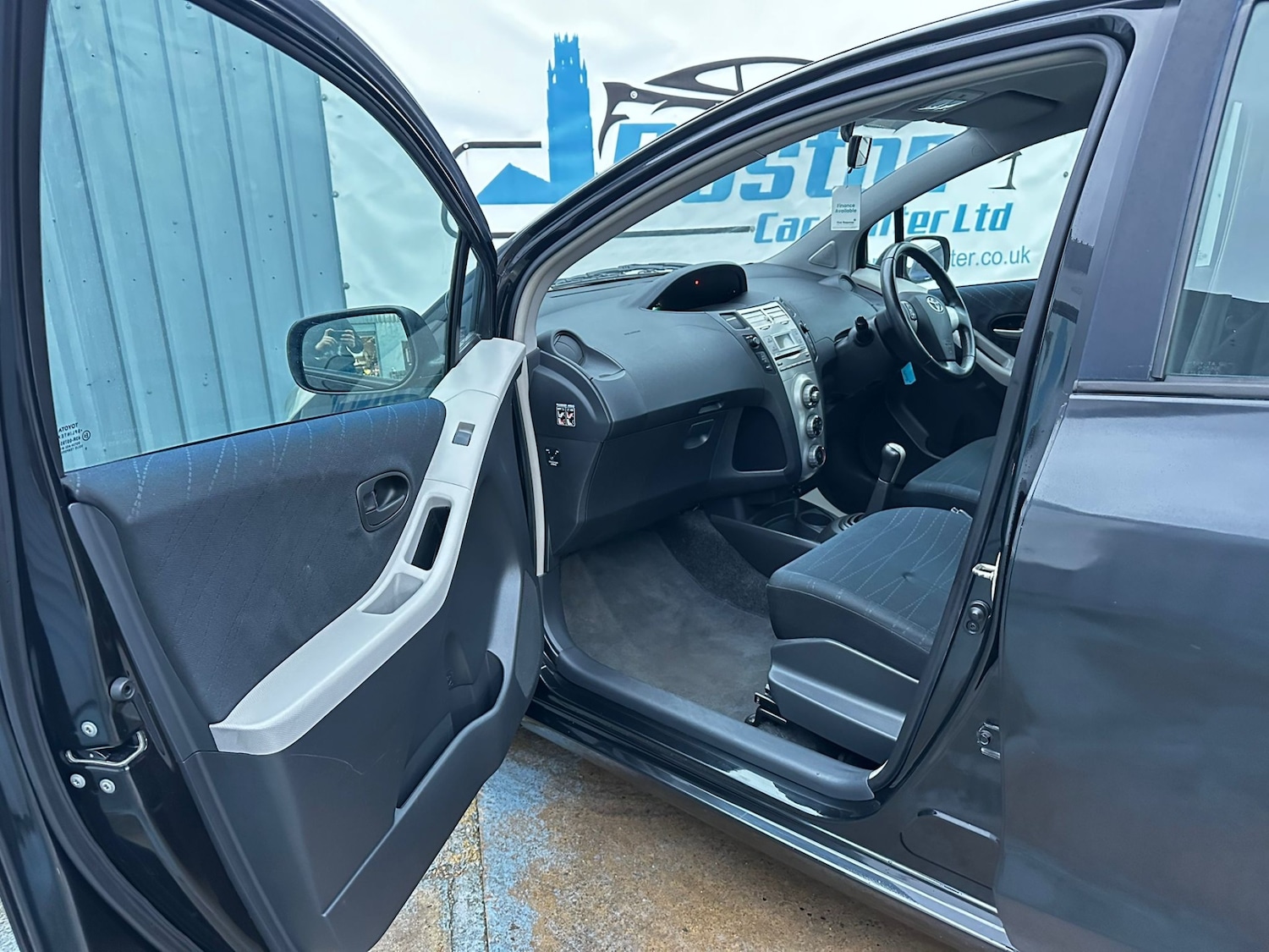 Used Toyota Yaris 2008 for sale - 76588274: Photo 12