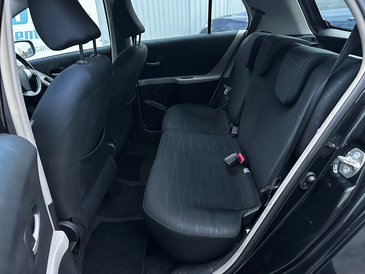 Used Toyota Yaris 2008 for sale - 76588274: Photo 15