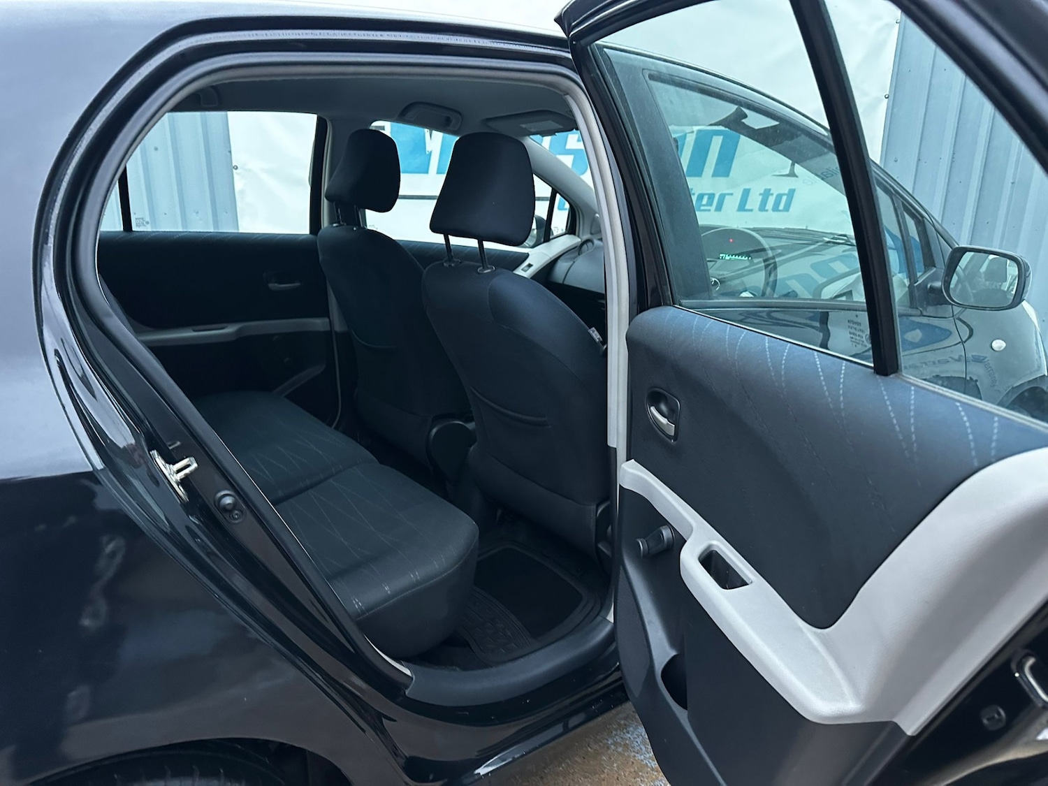 Used Toyota Yaris 2008 for sale - 76588274: Photo 16