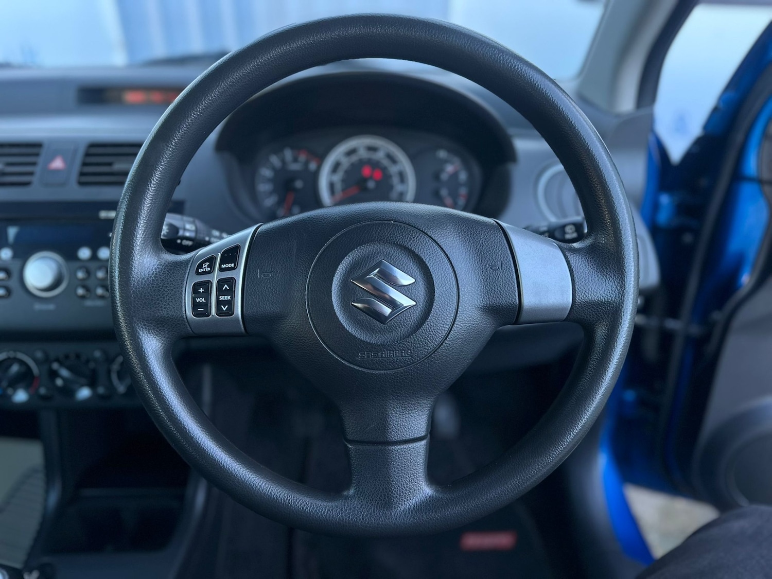 Used Suzuki Swift 2007 for sale - 76757186: Photo 8