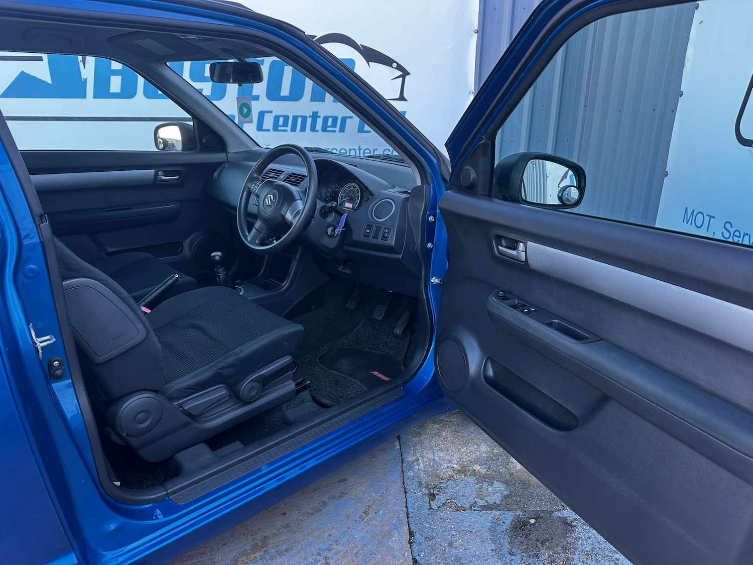 Used Suzuki Swift 2007 for sale - 76757186: Photo 9