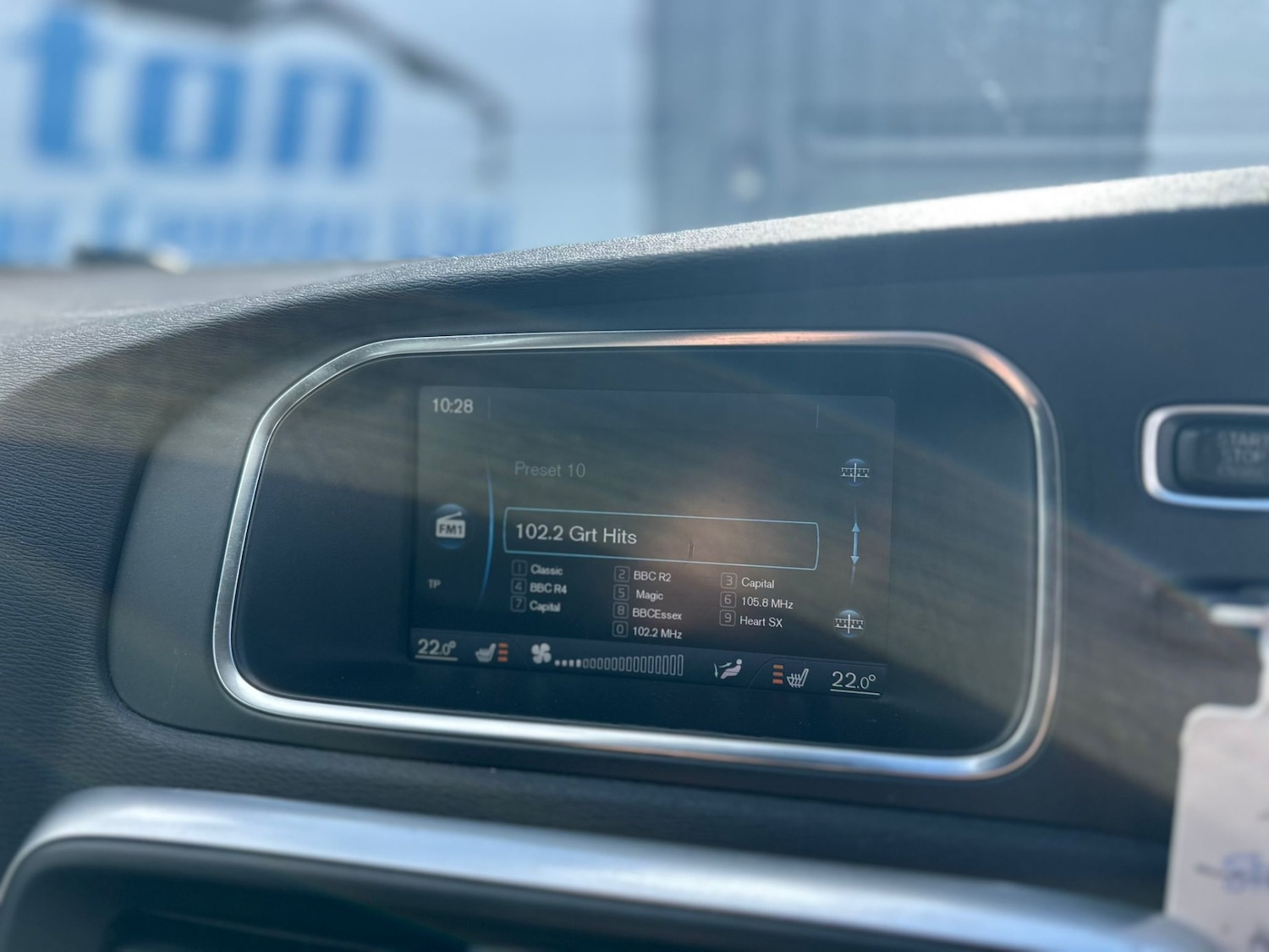 Used Volvo V40 2014 for sale - 78055703: Photo 9