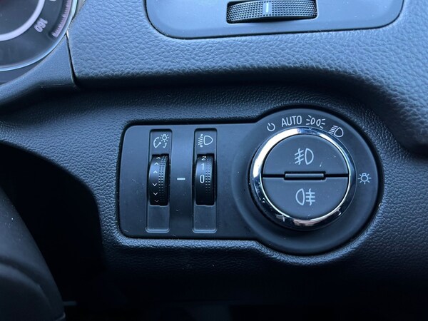 Used Vauxhall Insignia 2016 for sale - 73294734: Photo 18
