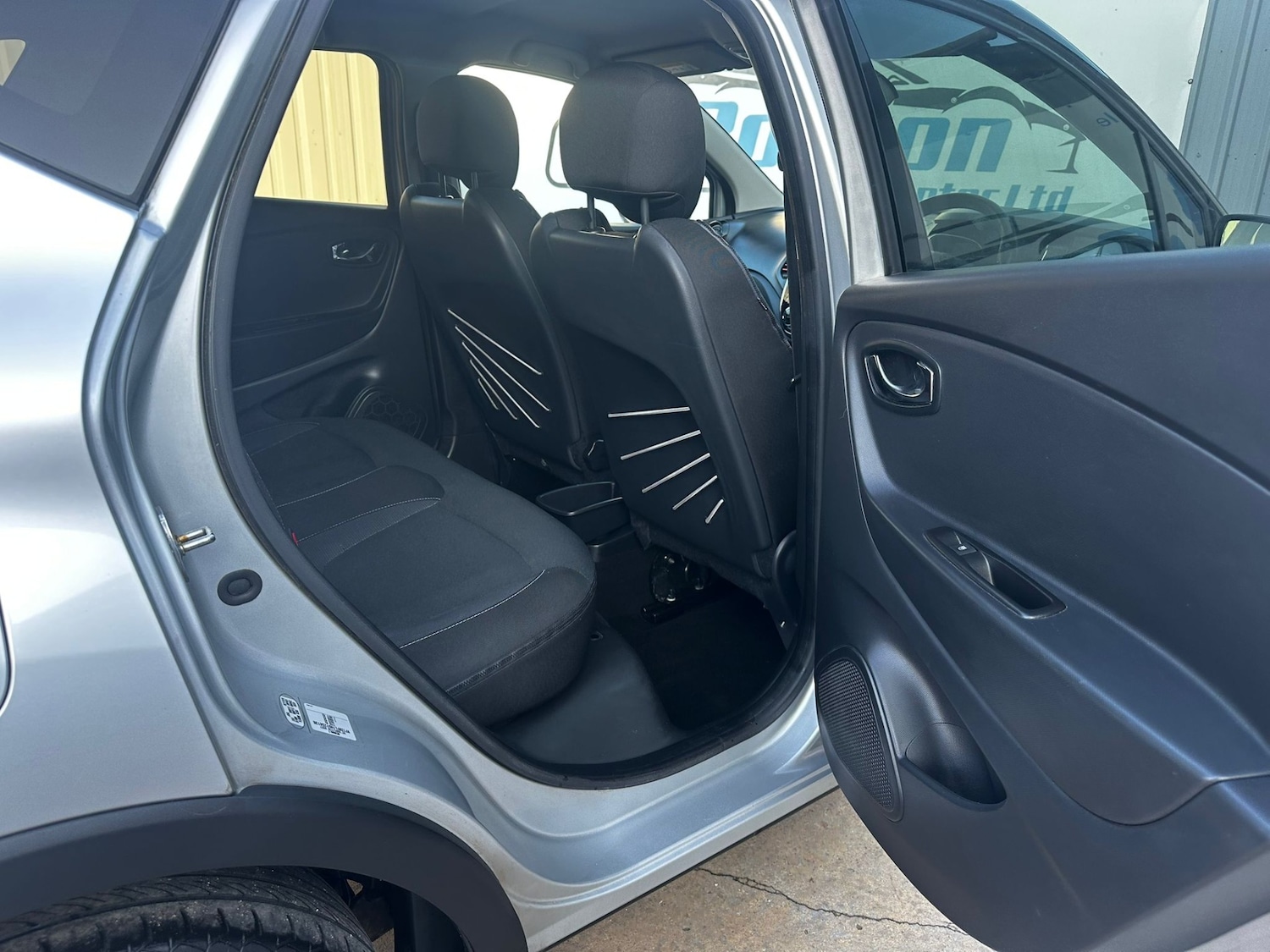 Used Renault Captur 2014 for sale - 76098079: Photo 15