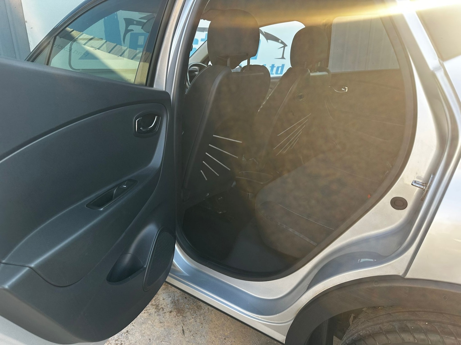 Used Renault Captur 2014 for sale - 76098079: Photo 17