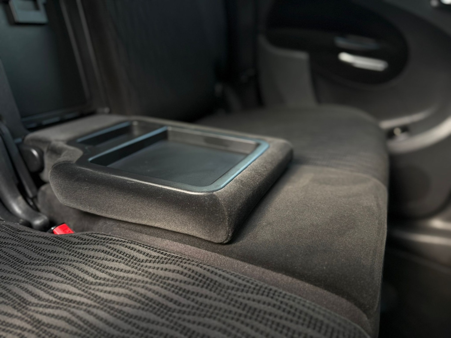 Used Citroen C3 Picasso 2015 for sale - 76757136: Photo 24