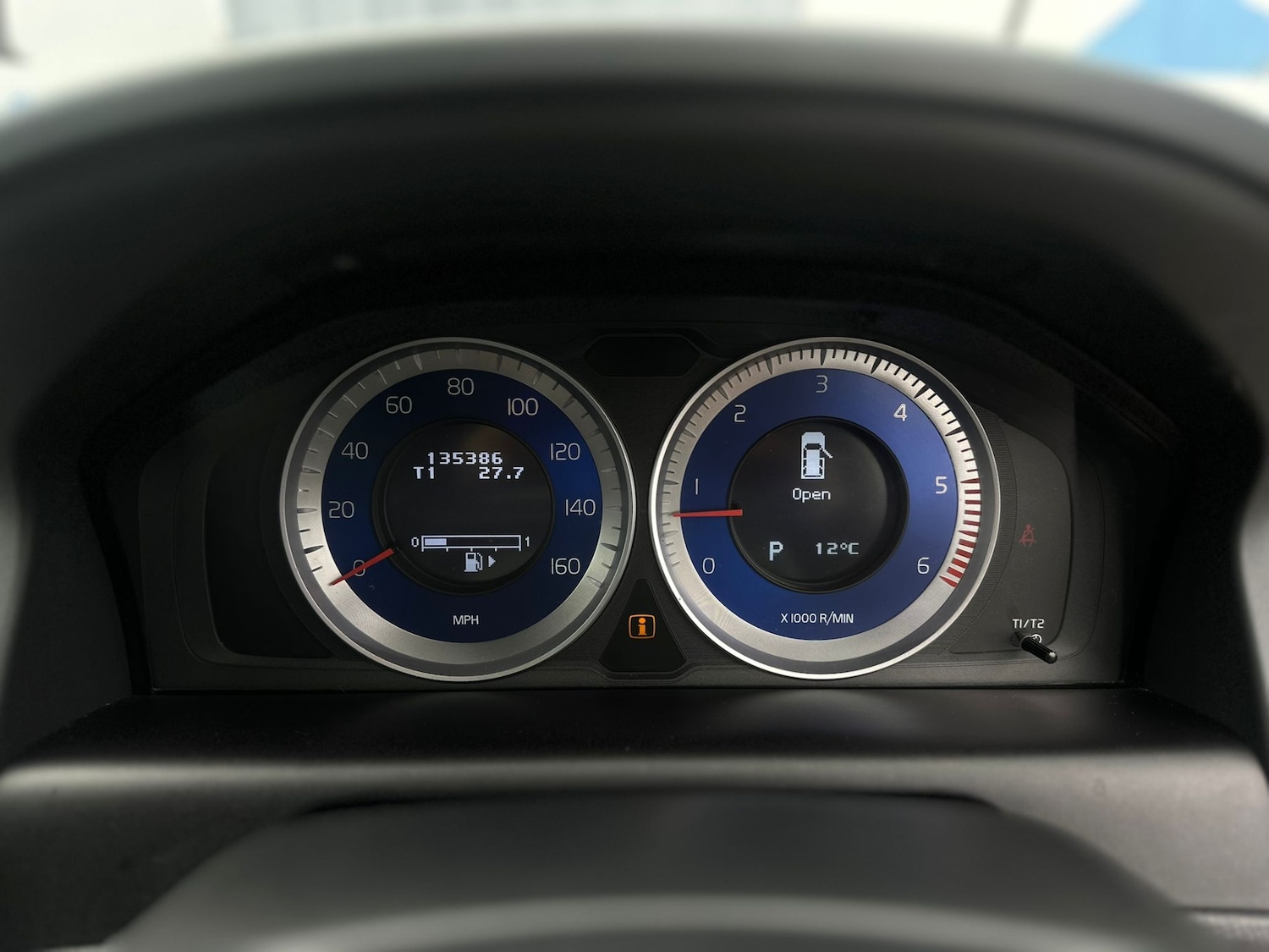 Used Volvo XC60 2012 for sale - 77703234: Photo 12