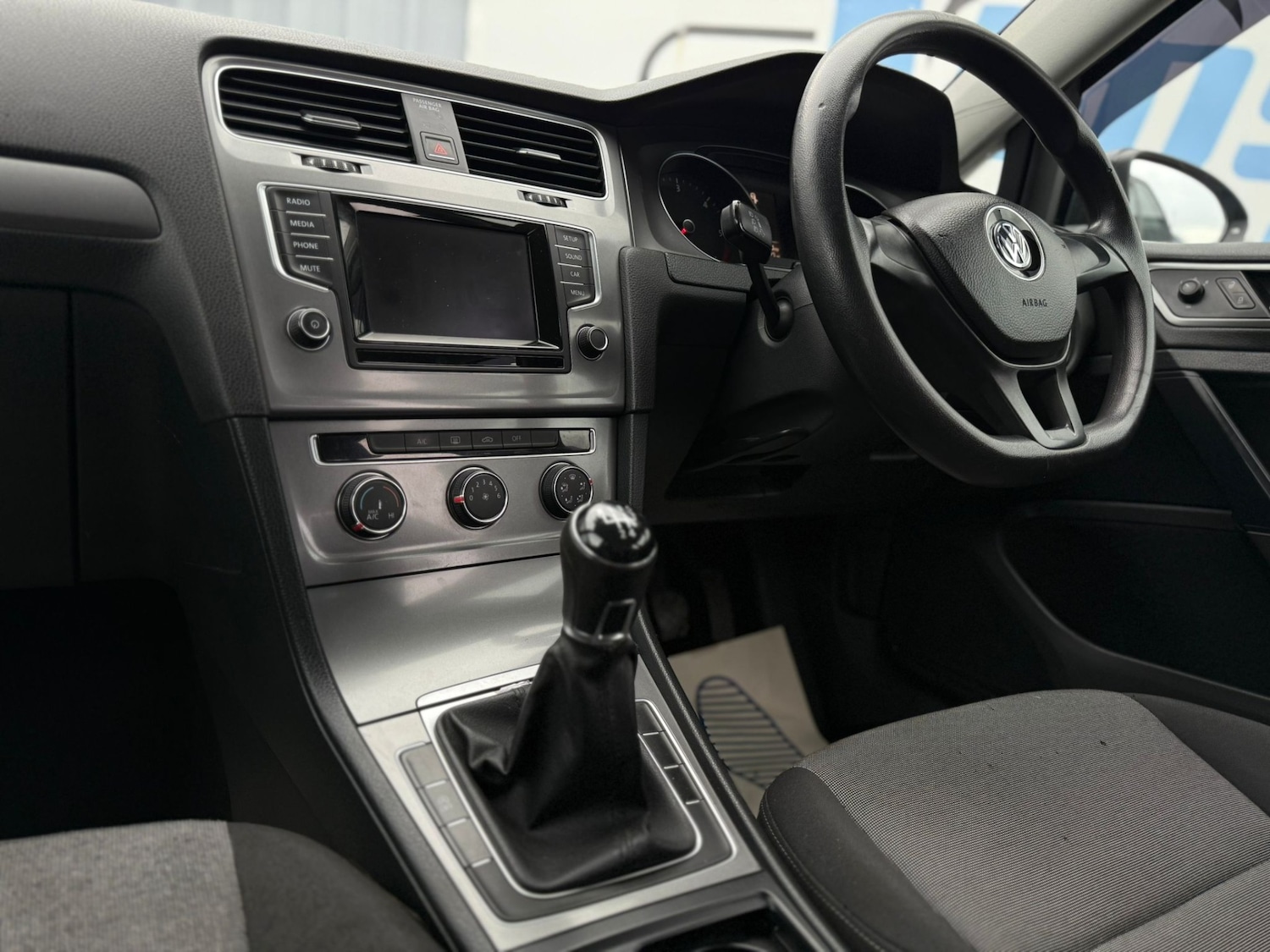 Used Volkswagen Golf 2013 for sale - 76588508: Photo 11