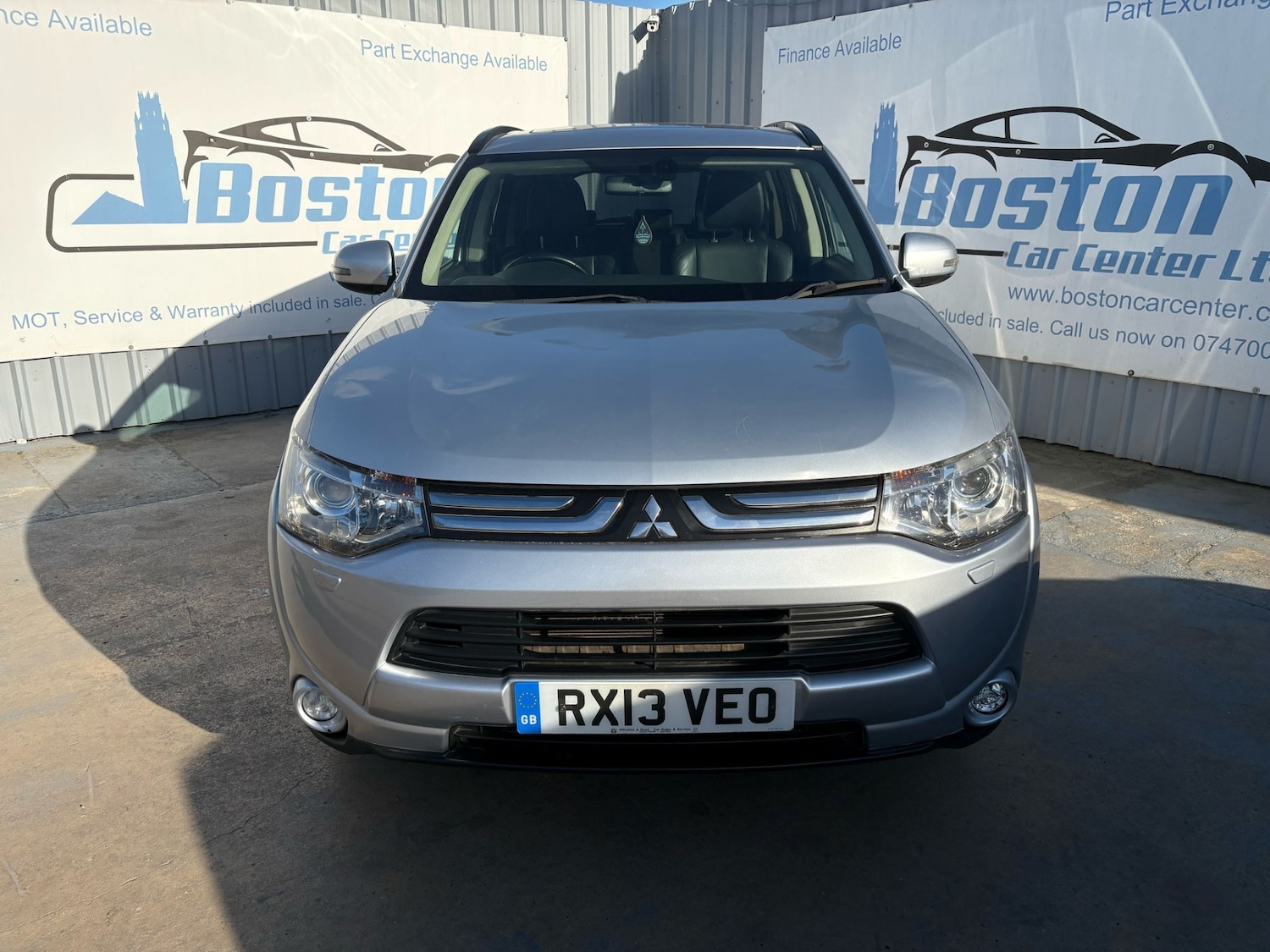 Used Mitsubishi Outlander 2013 for sale - 76757107: Photo 2