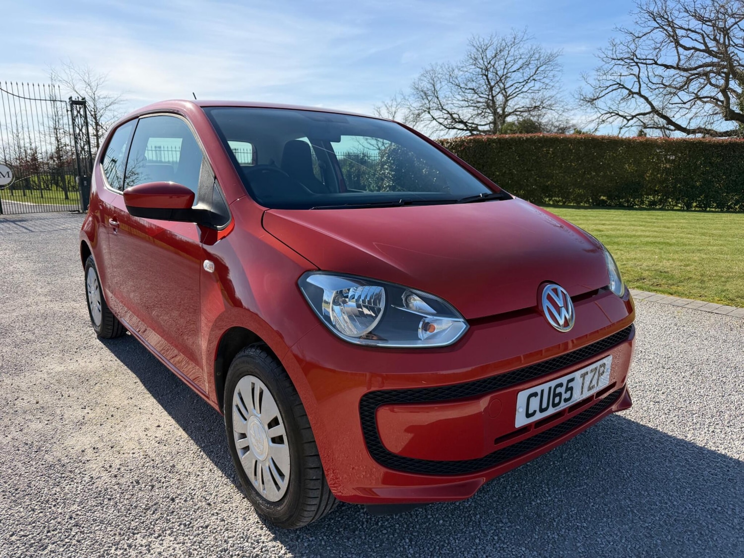 Used Volkswagen up! 2016 for sale - 77722748: Photo 1