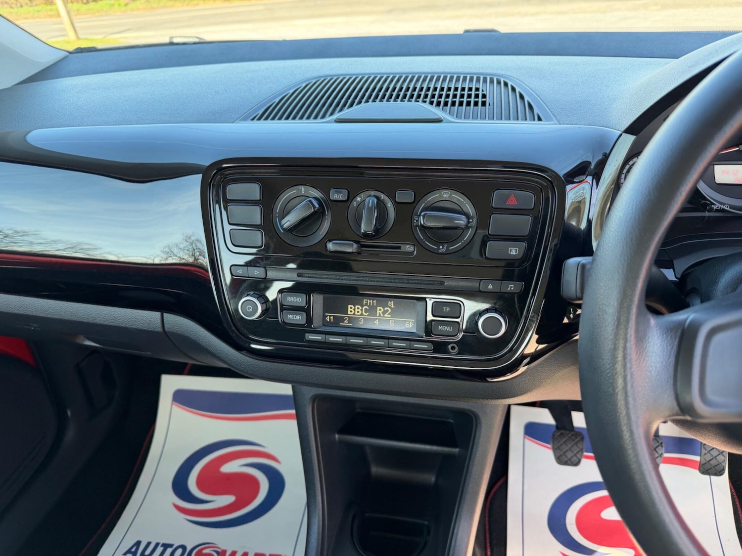 Used Volkswagen up! 2016 for sale - 77722748: Photo 9