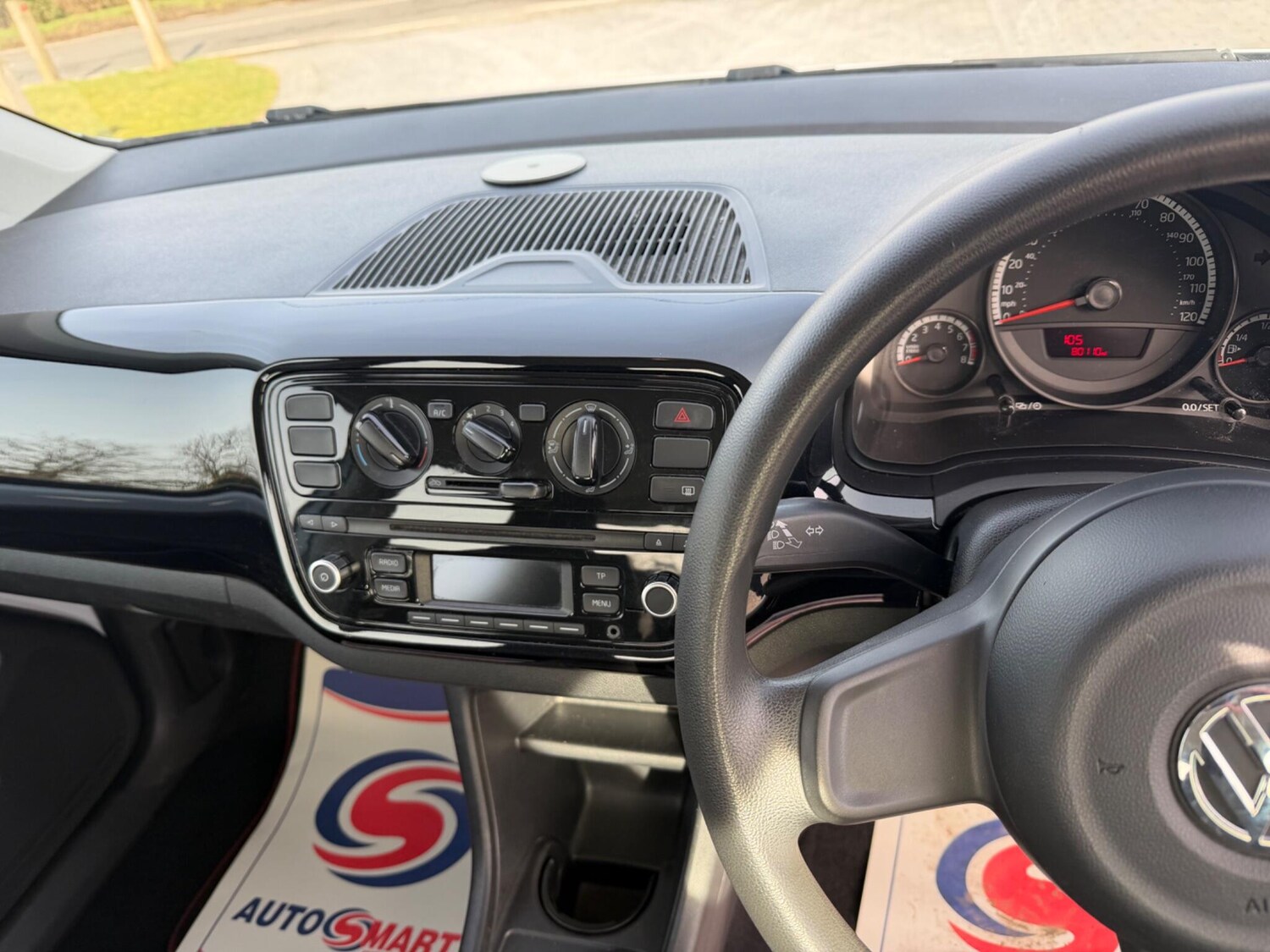 Used Volkswagen up! for sale - 77586996: Photo 8