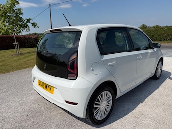 Used Volkswagen up! 2018 for sale - 78430238: Photo