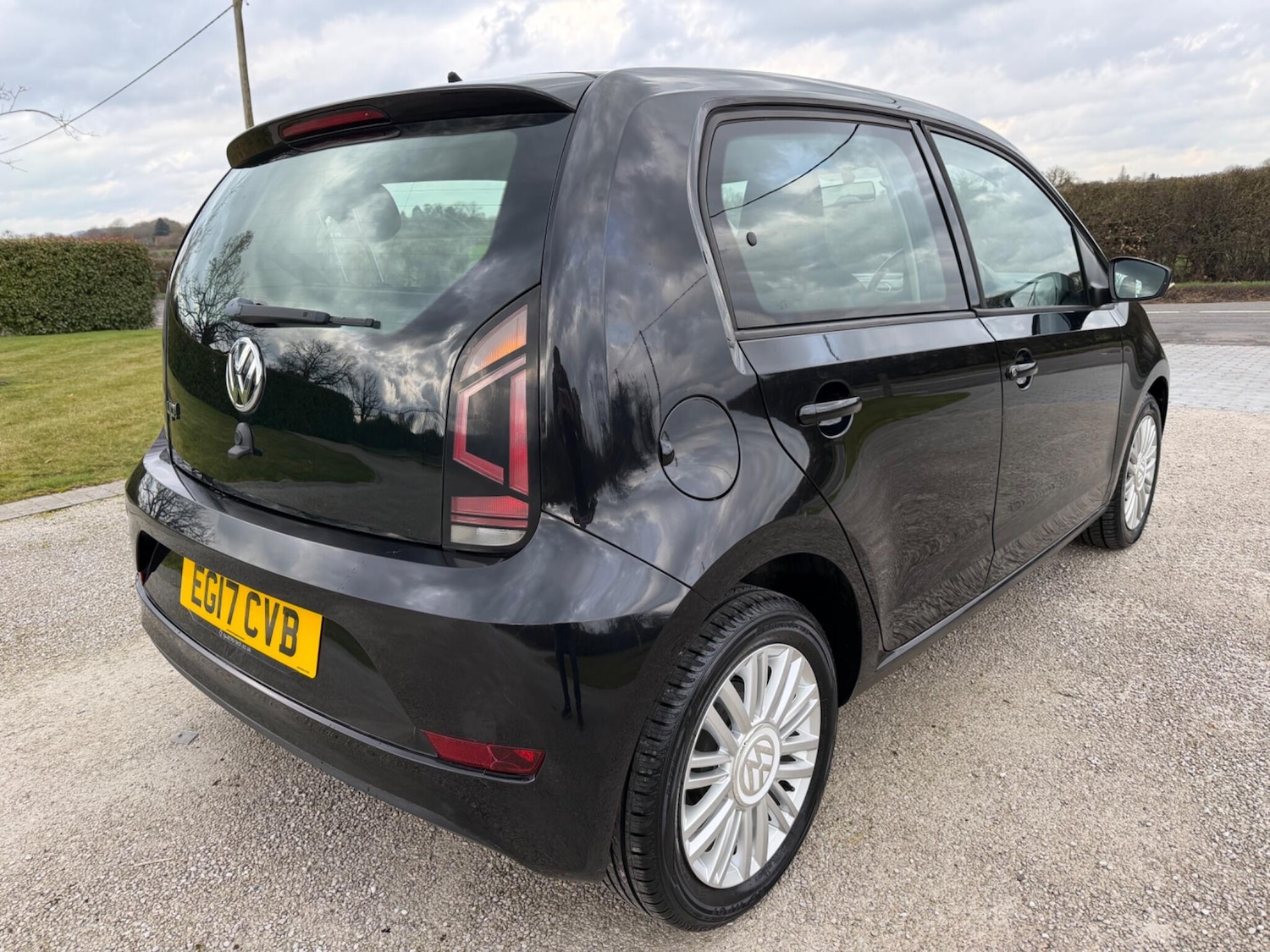 Used Volkswagen up! for sale - 77588032: Photo 3