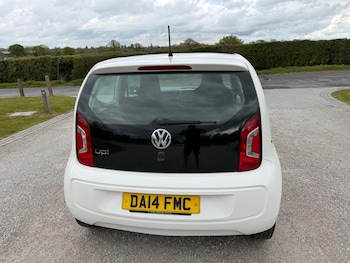 Used Volkswagen up! 2014 for sale - 78275459: Photo