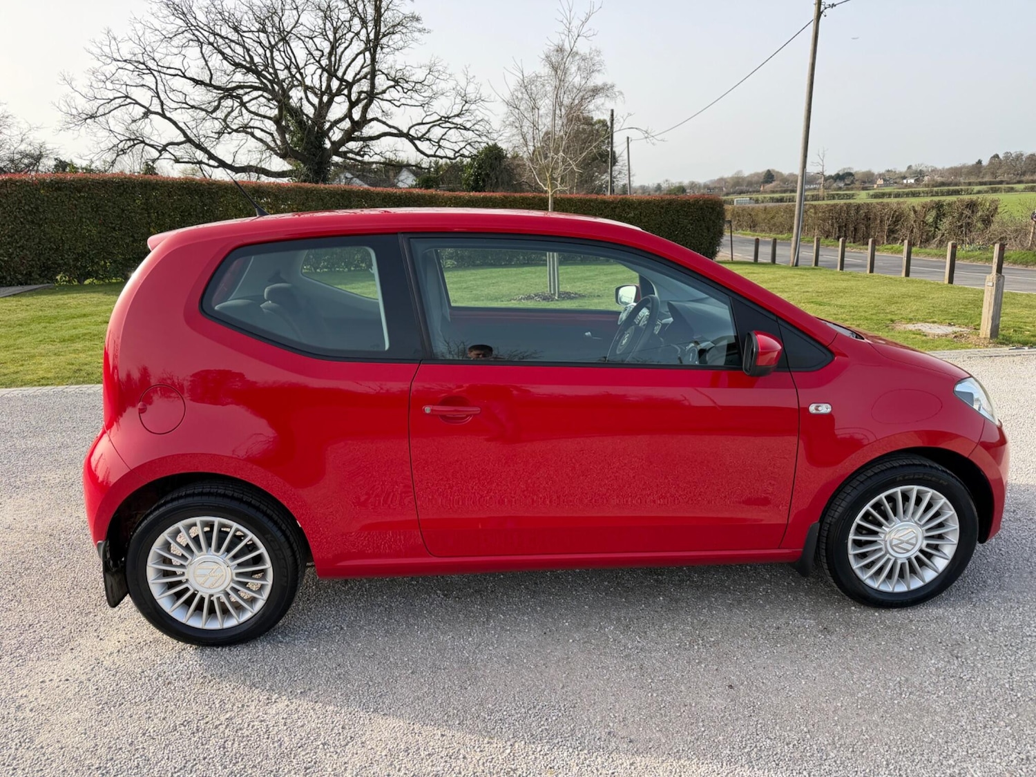 Used Volkswagen up! for sale - 77769439: Photo 2