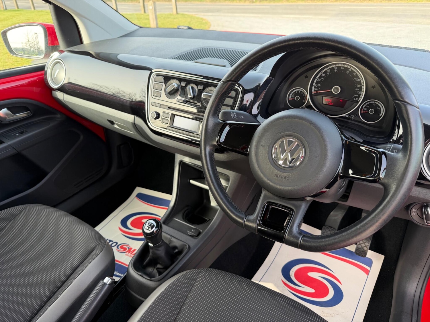 Used Volkswagen up! for sale - 77769439: Photo 8