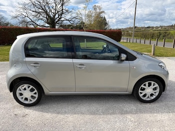 Used Volkswagen up! 2014 for sale - 78086973: Photo