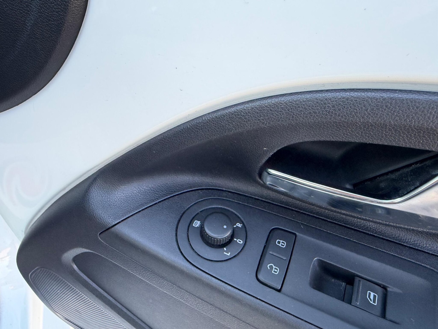 Used Volkswagen up! 2013 for sale - 77658611: Photo 11