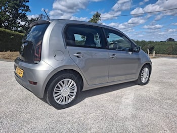 Used Volkswagen up! 2017 for sale - 79697858: Photo