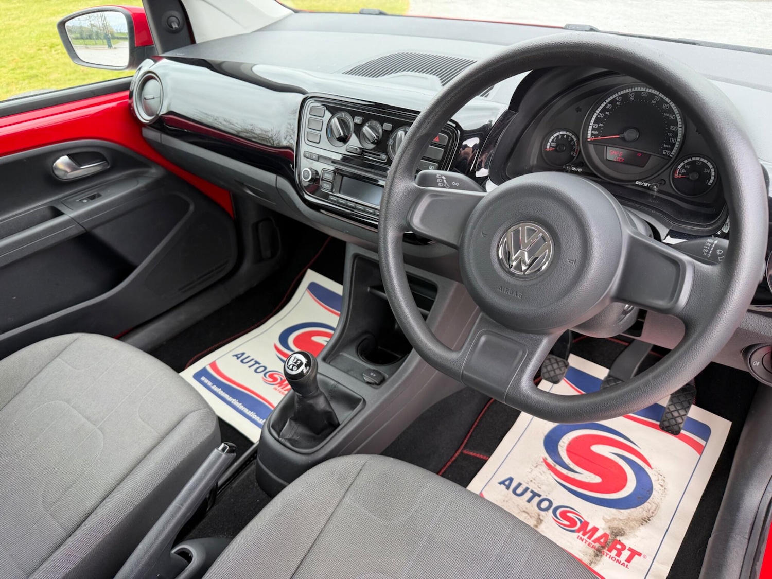 Used Volkswagen up! for sale - 78127336: Photo 8