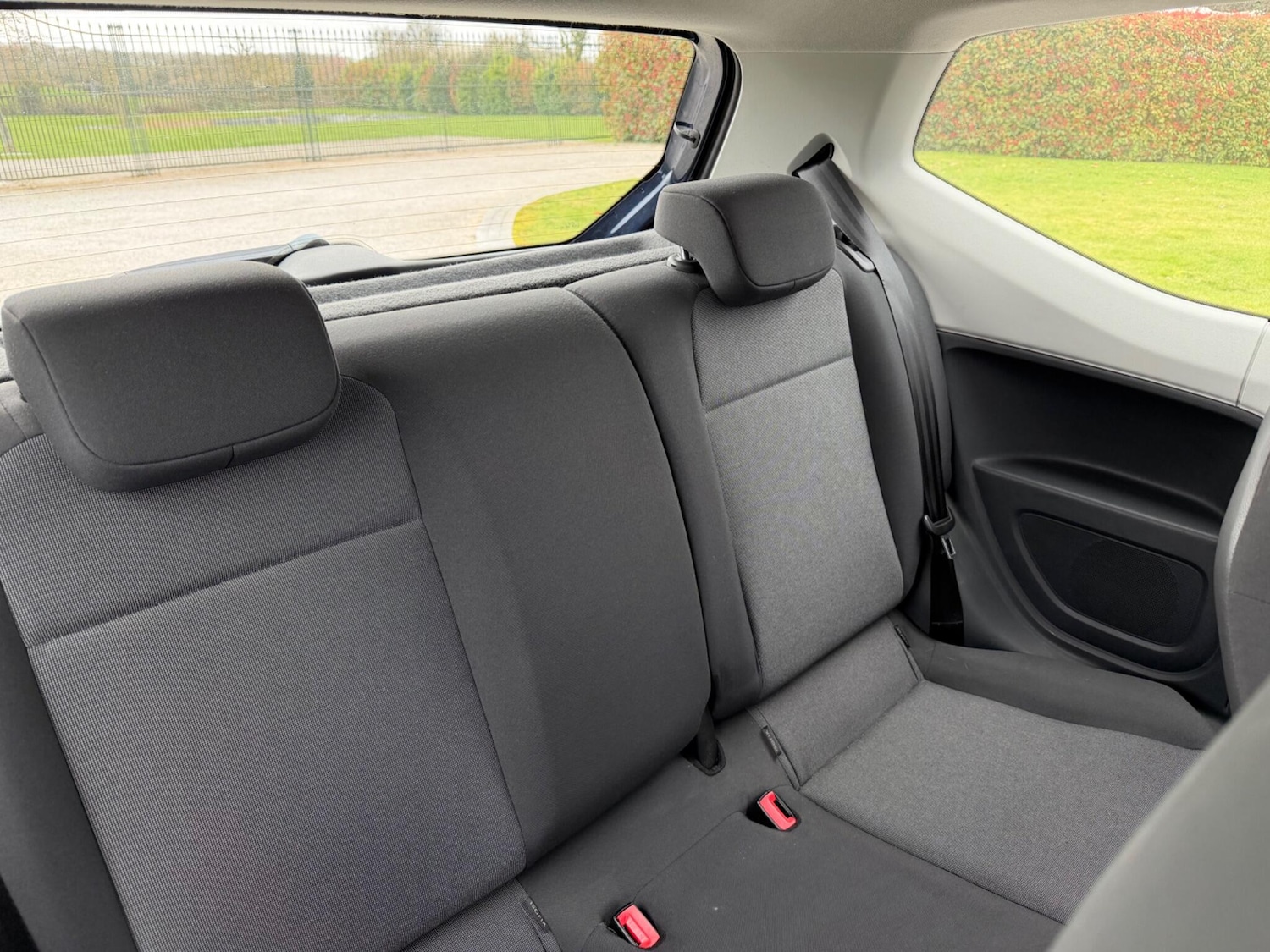 Used Volkswagen up! 2015 for sale - 77957264: Photo 9