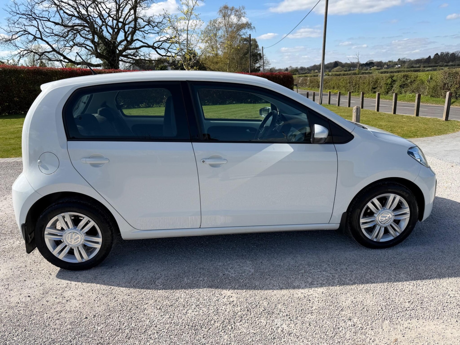 Used Volkswagen up! for sale - 78115906: Photo 2