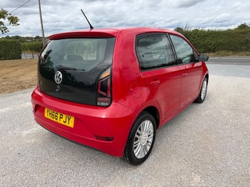 Used Volkswagen up! 2016 for sale - 79740582: Photo