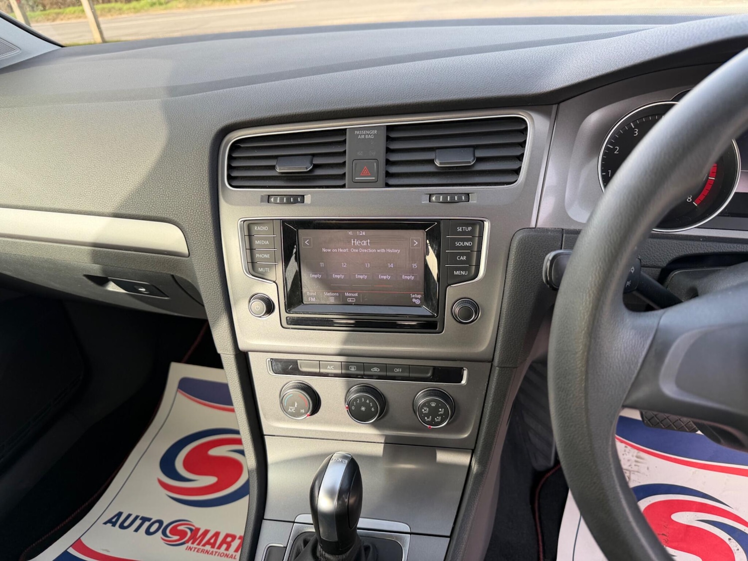 Used Volkswagen Golf 2014 for sale - 77768540: Photo 10