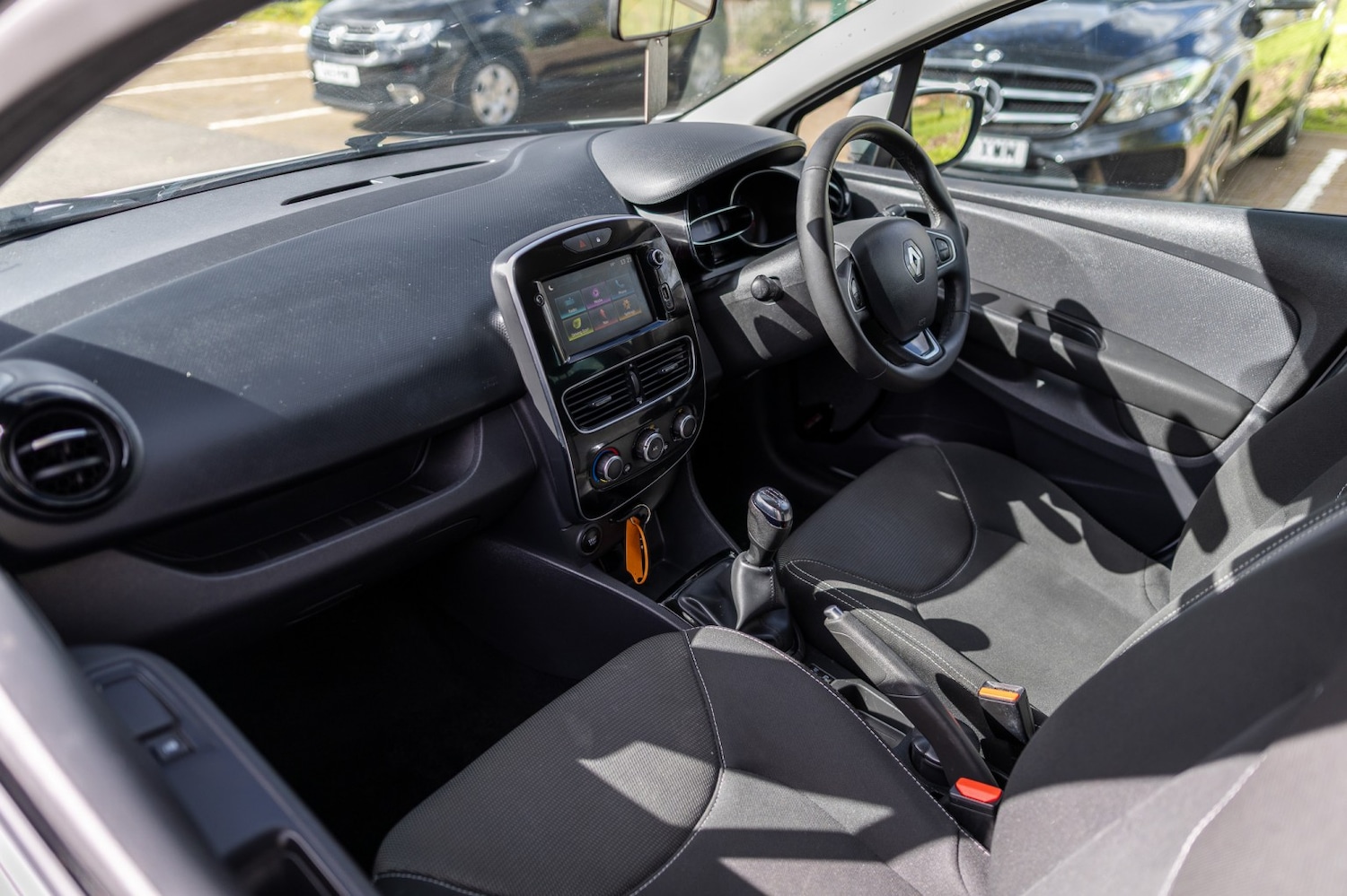 Used Renault Clio 2019 for sale - 78057115: Photo 18