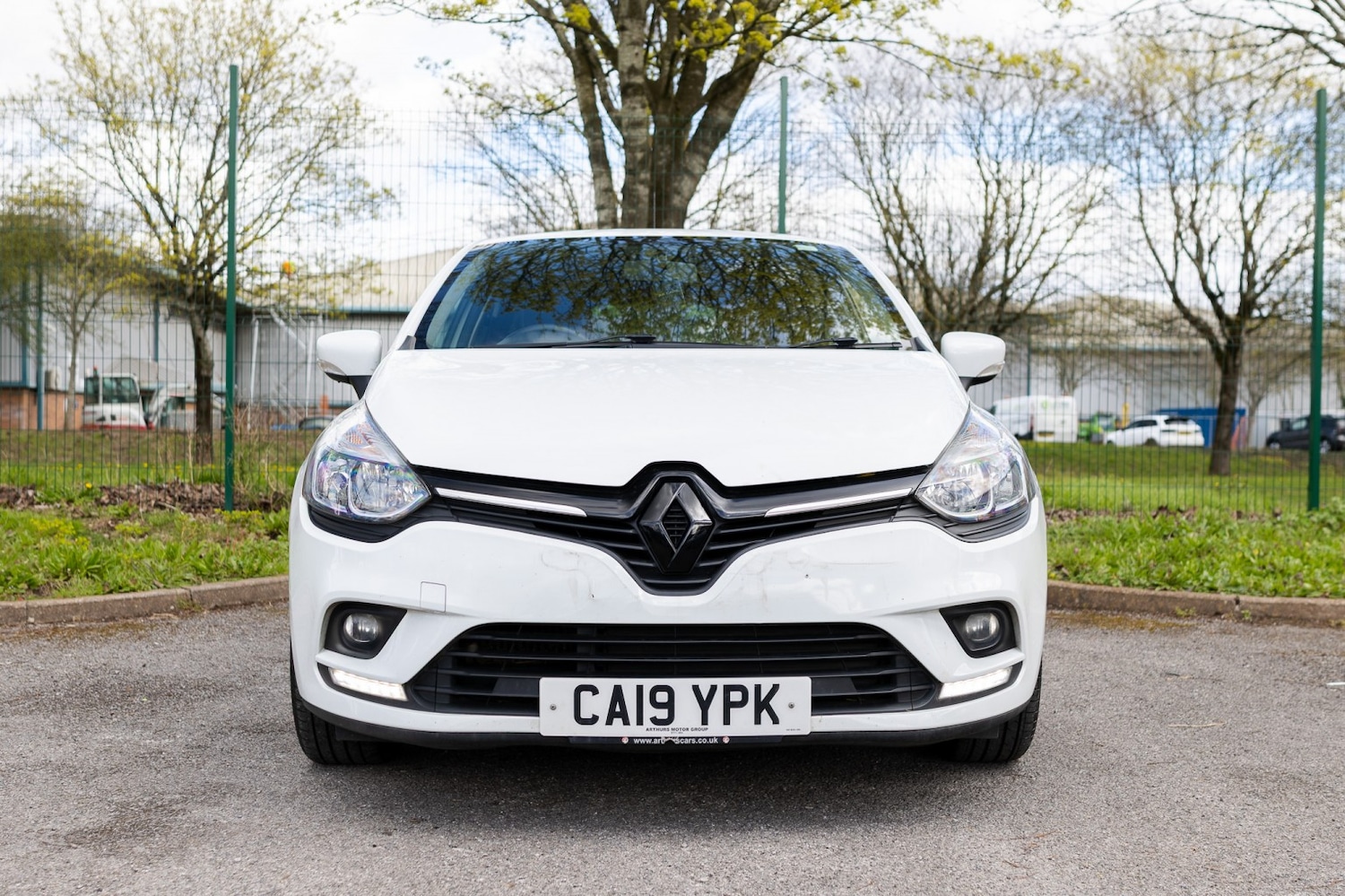 Used Renault Clio 2019 for sale - 78057115: Photo 2