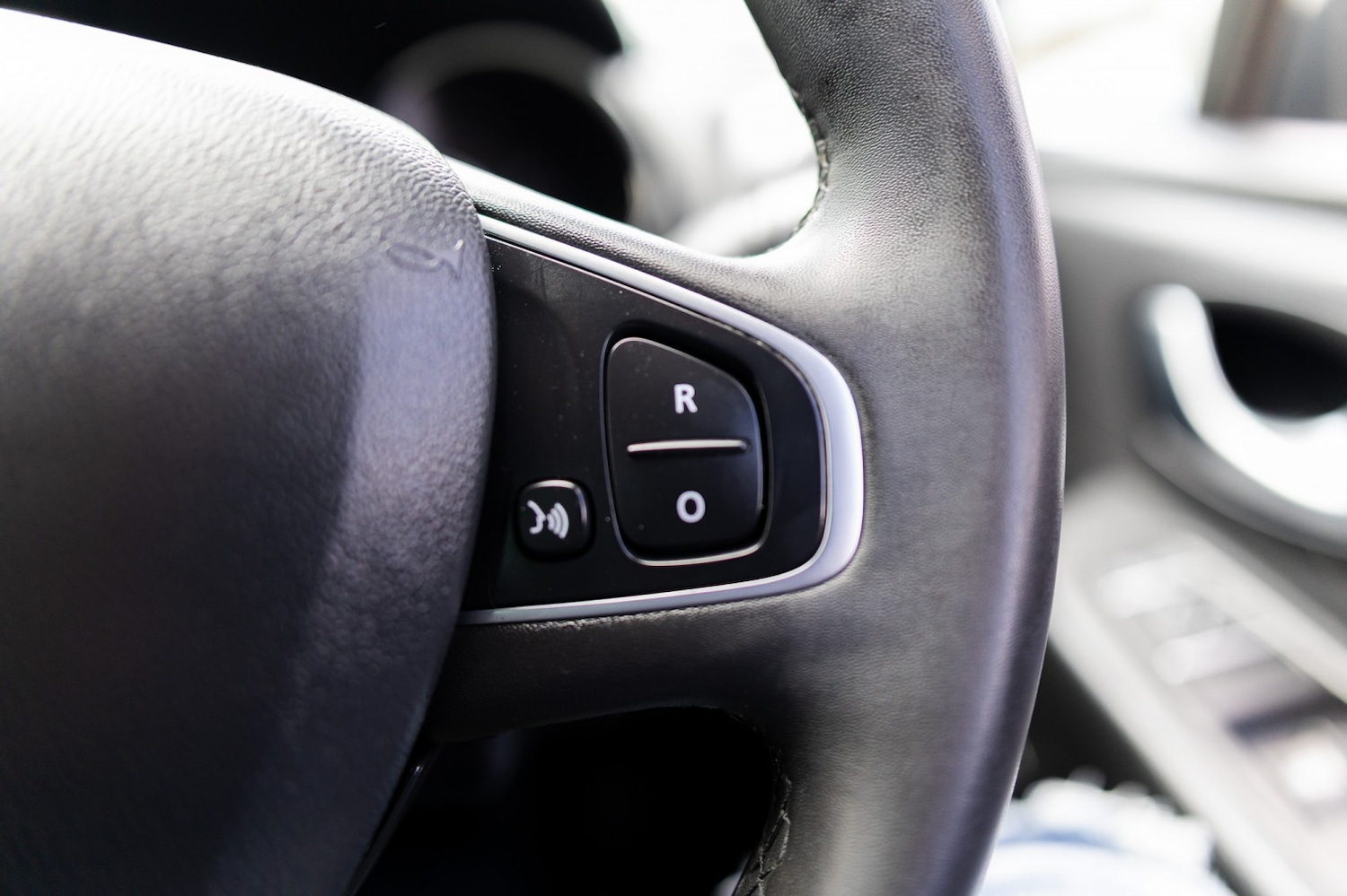 Used Renault Clio 2019 for sale - 78057115: Photo 24