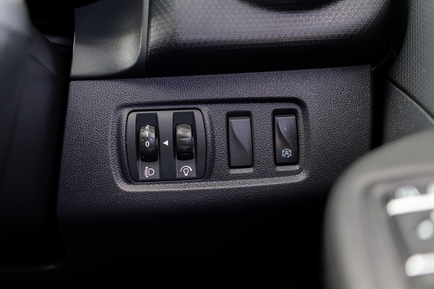 Used Renault Clio 2019 for sale - 78057115: Photo 28