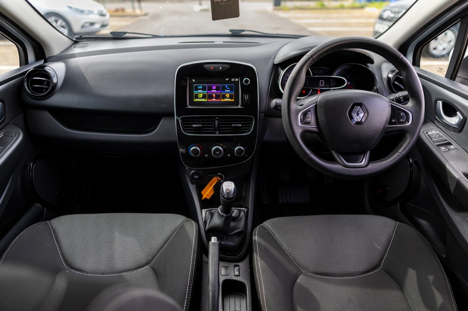 Used Renault Clio 2019 for sale - 78057115: Photo 9