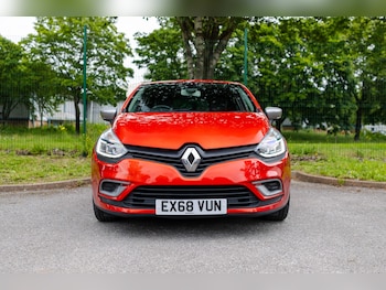Used Renault Clio 2018 for sale - 78932353: Photo