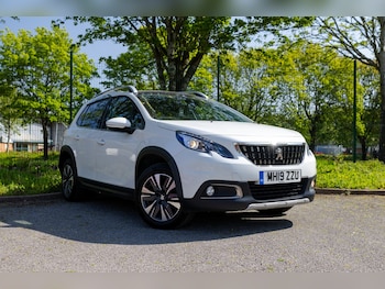 Used Peugeot 2008 2019 for sale - 78402557: Photo