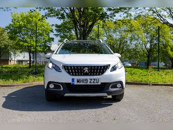 Used Peugeot 2008 2019 for sale - 78402557: Photo