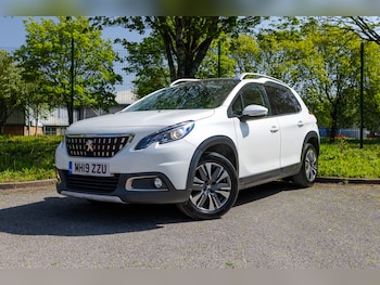 Used Peugeot 2008 2019 for sale - 78402557: Photo
