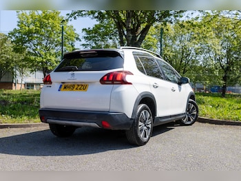 Used Peugeot 2008 2019 for sale - 78402557: Photo