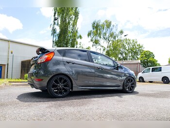 Used Ford Fiesta 2016 for sale - 78876398: Photo