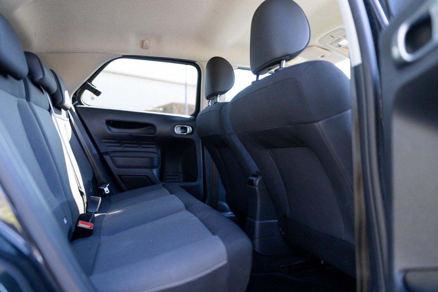 Used Citroen C4 Cactus 2017 for sale - 78056947: Photo 15