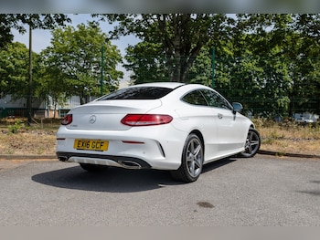 Used Mercedes-Benz C Class 2016 for sale - 79360118: Photo