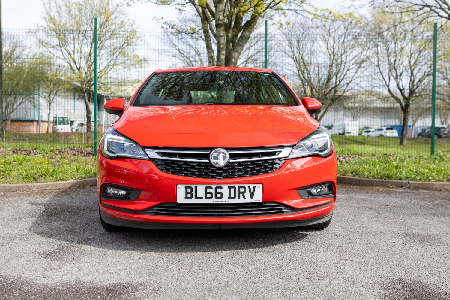 Used Vauxhall Astra 2016 for sale - 78031763: Photo 2
