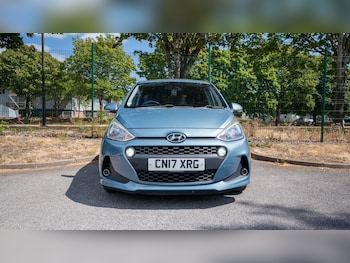 Used Hyundai i10 2017 for sale - 79483345: Photo